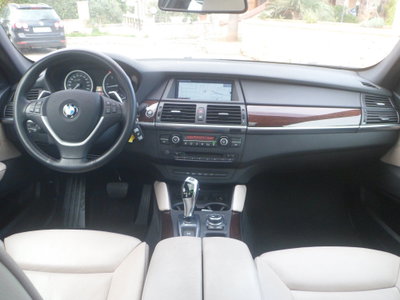 BMW X6 xDrive40d Futura (10)