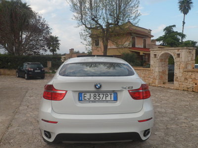 BMW X6 xDrive40d Futura (6)