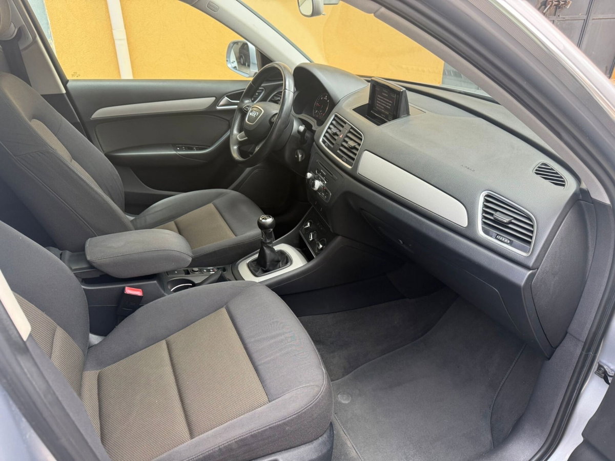 Audi Q3 2.0 TDI Advanced (11)