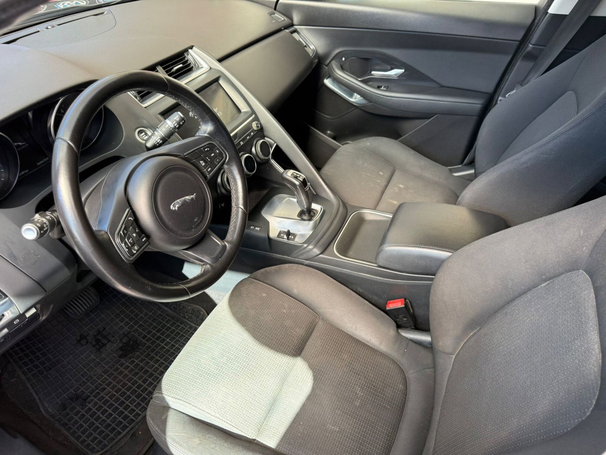 Jaguar E-Pace 2.0D 150 CV AWD aut. S (13)