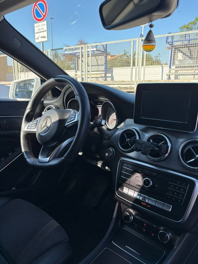 Mercedes-Benz CLA 180 d Automatic Premium (7)