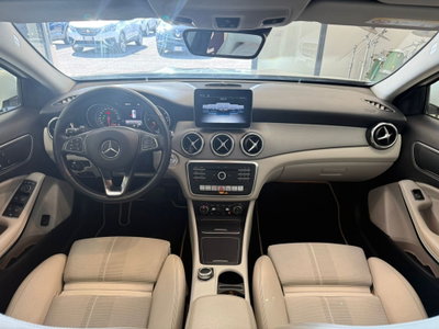 Mercedes-Benz GLA SUV 200 d Automatic 4Matic Sport (17)