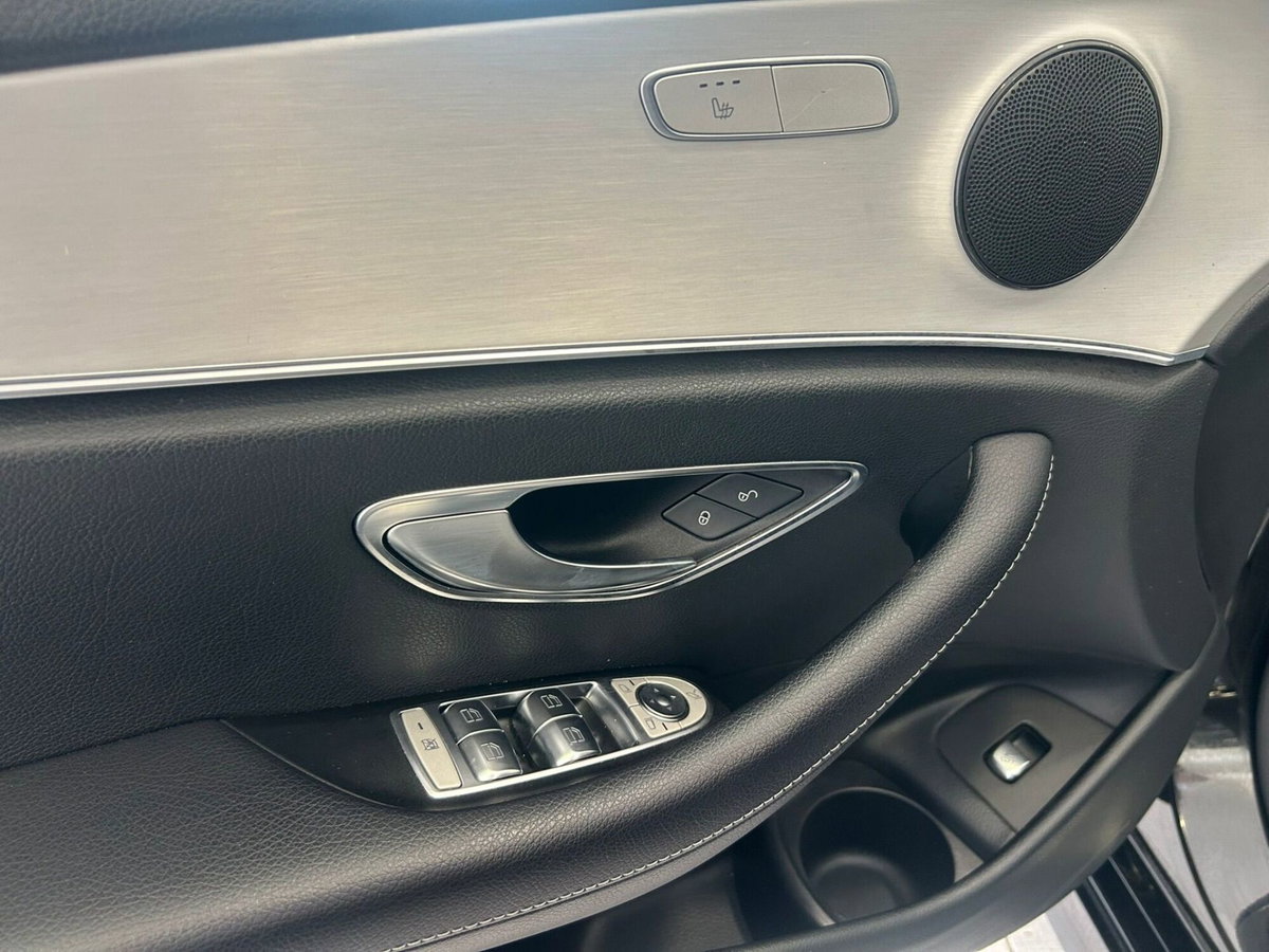 Mercedes-Benz GLC SUV 300 de 4Matic EQ-Power Premium Plus (15)