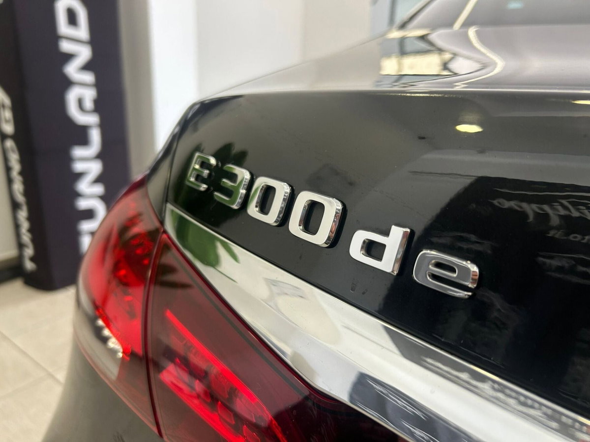 Mercedes-Benz GLC SUV 300 de 4Matic EQ-Power Premium Plus (20)