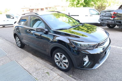 Kia Stonic 1.2 DPI Style (2)