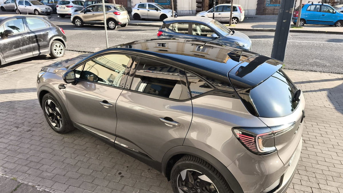 Renault Captur 1.0 tce Techno 90cv (6)