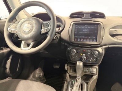 Jeep Renegade 1.5 Turbo T4 MHEV Limited (11)