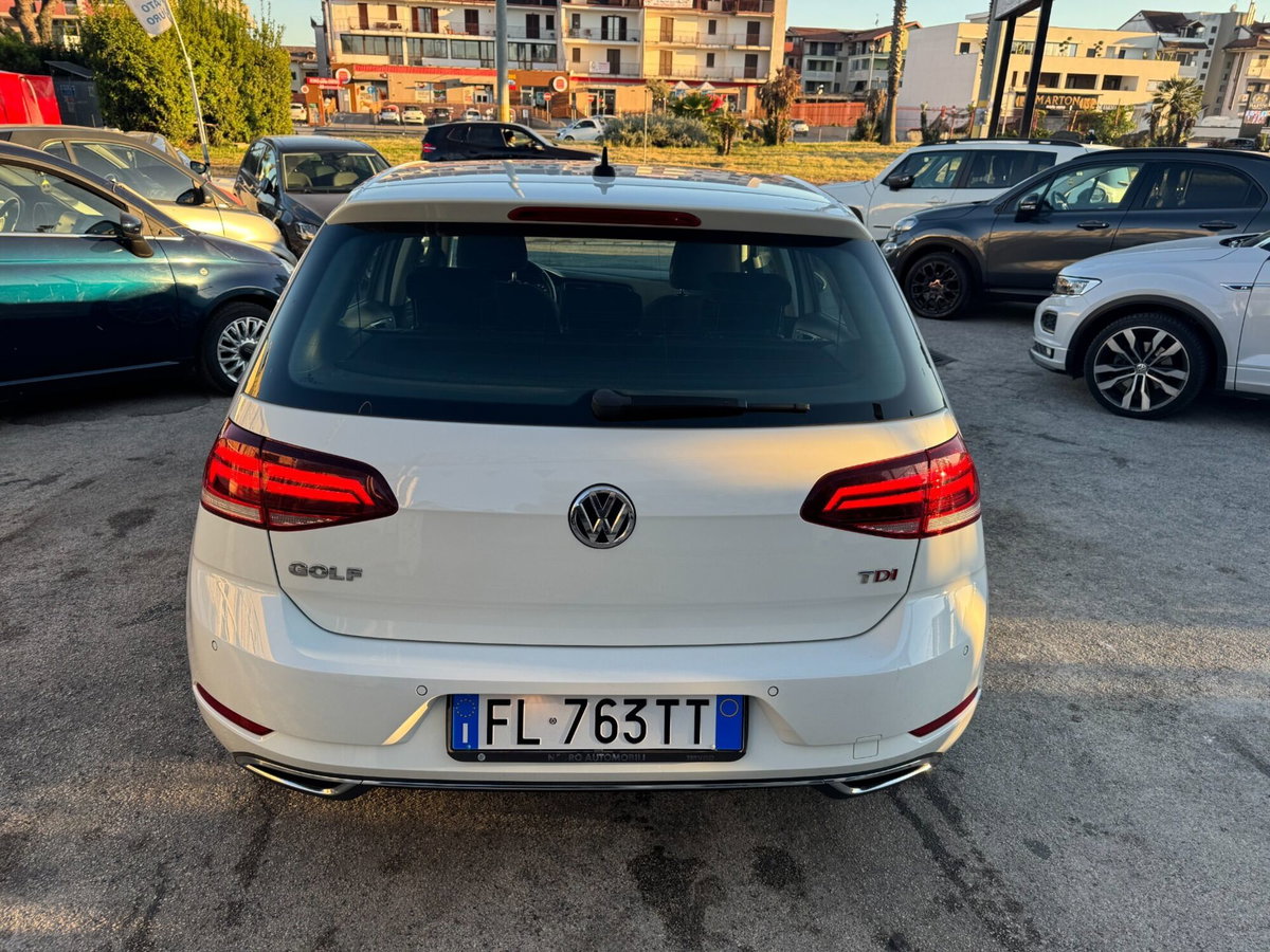 Volkswagen Golf 1.6 TDI 115 CV DSG 5p. Highline BlueMotion Technology (5)