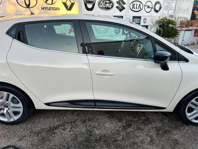 Renault Clio dCi 8V 75 CV Start&Stop 5 porte Energy Duel (3)