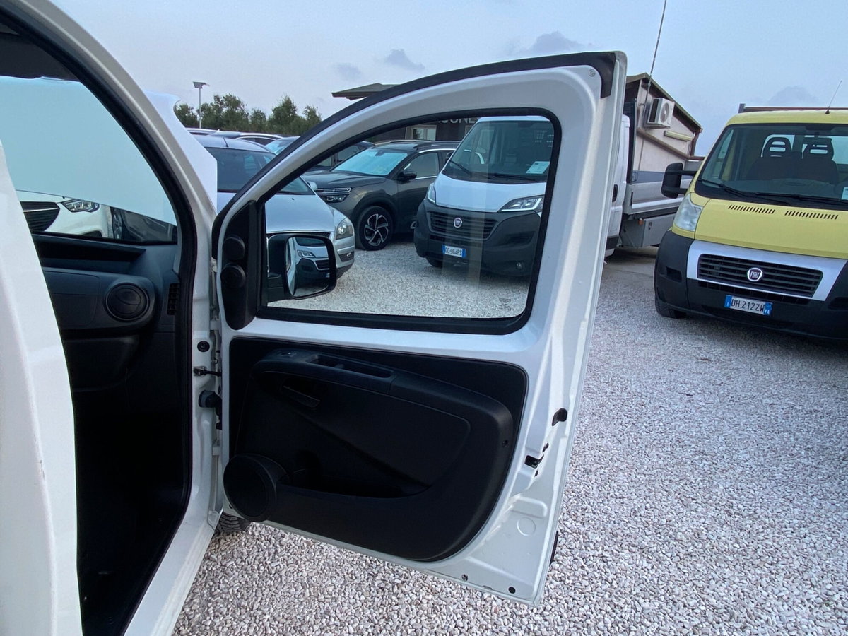 Fiat Fiorino qubo N1 1.3 mjt 80cv SX E6d-final (13)