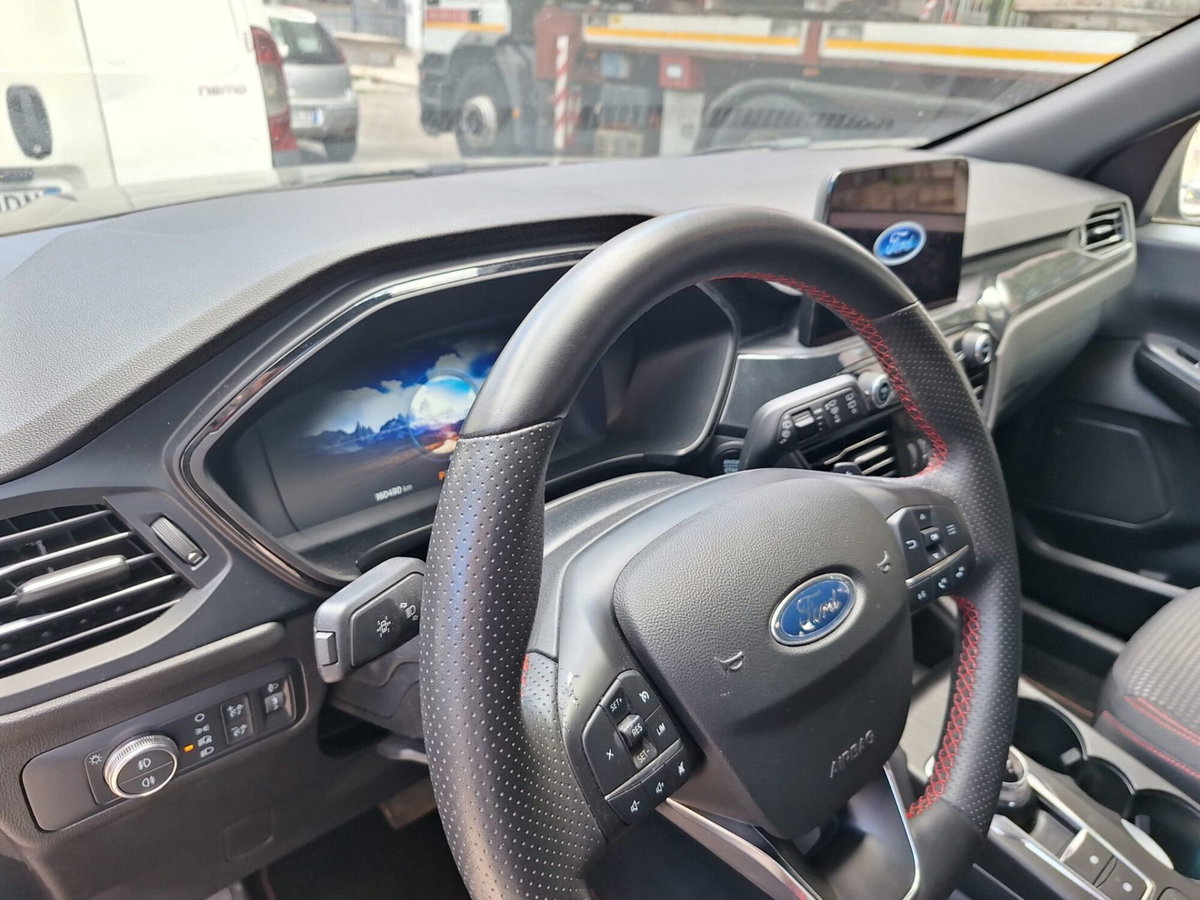 Ford Kuga 1.5 EcoBlue 120 CV aut. 2WD ST-Line X Design (6)