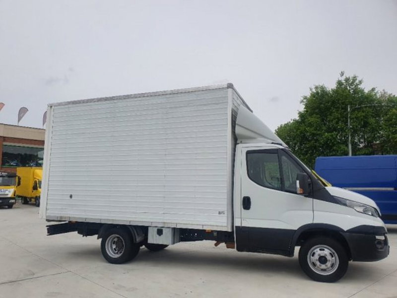 Iveco Daily Telaio 35C13 2.3 HPT PL-RG Cabinato