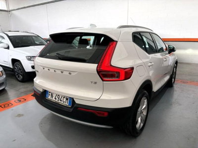 Volvo XC40 T3 Business (6)