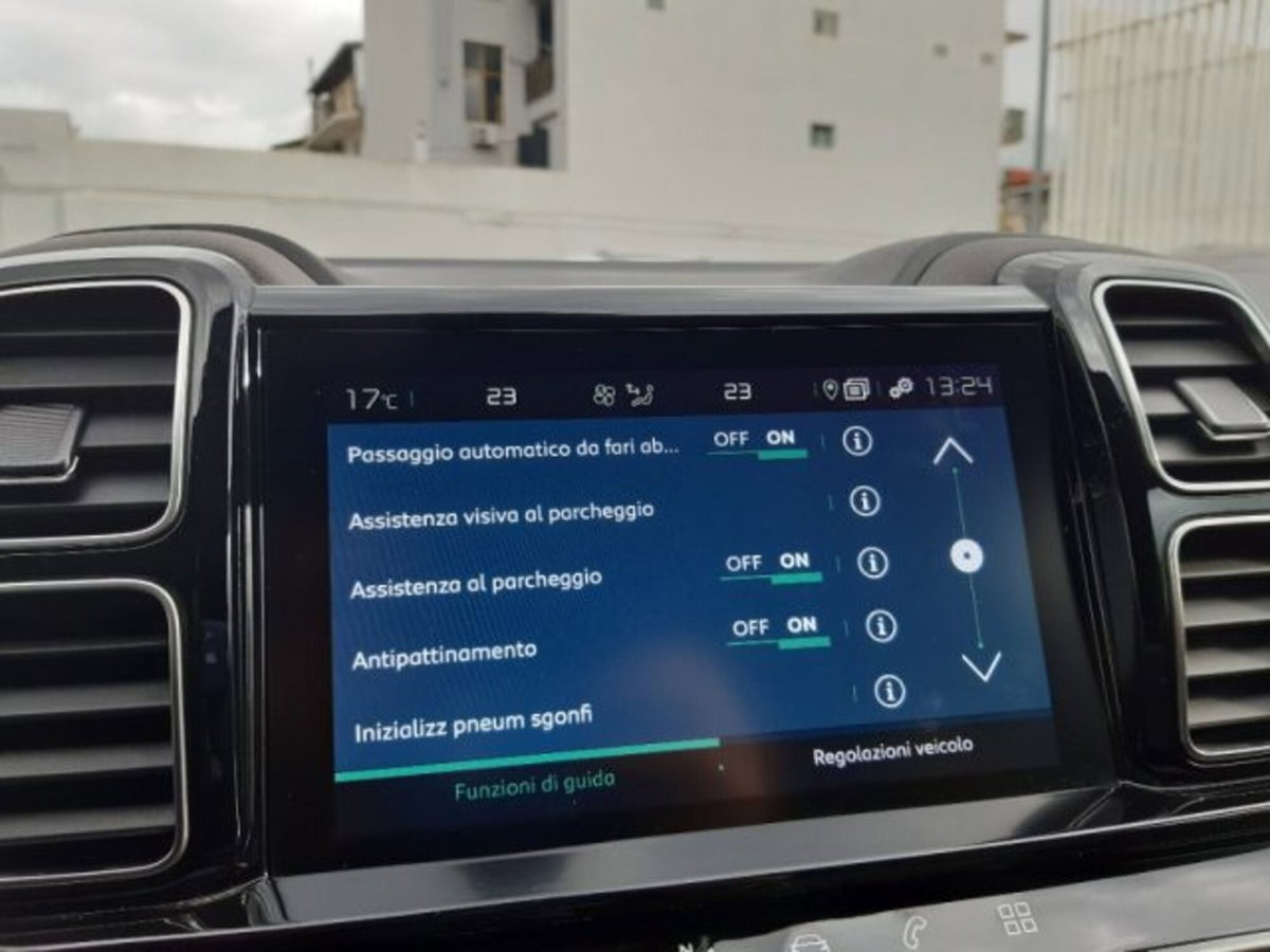 Citroen C5 Aircross Aircross Hybrid 225 E-EAT8 Shine (13)