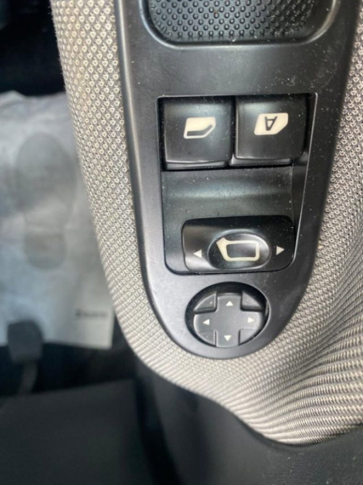 Citroen C3 Picasso 1.6 HDi 90 Exclusive Theatre (14)