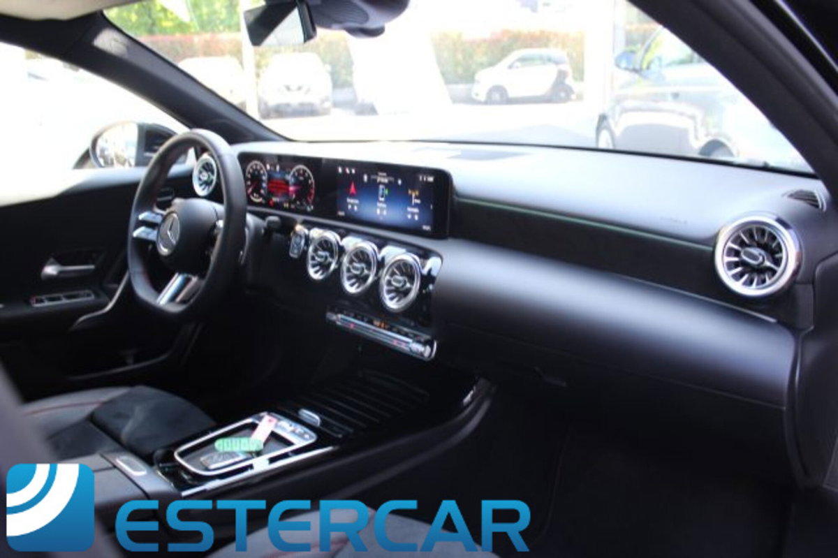 Mercedes-Benz Classe A 200 AMG Line Premium Plus auto (12)