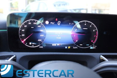 Mercedes-Benz Classe A 200 AMG Line Premium Plus auto (13)