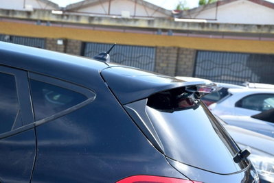 Ford Fiesta 1.1 85 CV 5 porte ST-Line (17)