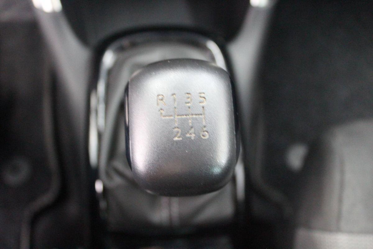 Citroen C3 Aircross BlueHDi 110 S&S Feel (17)