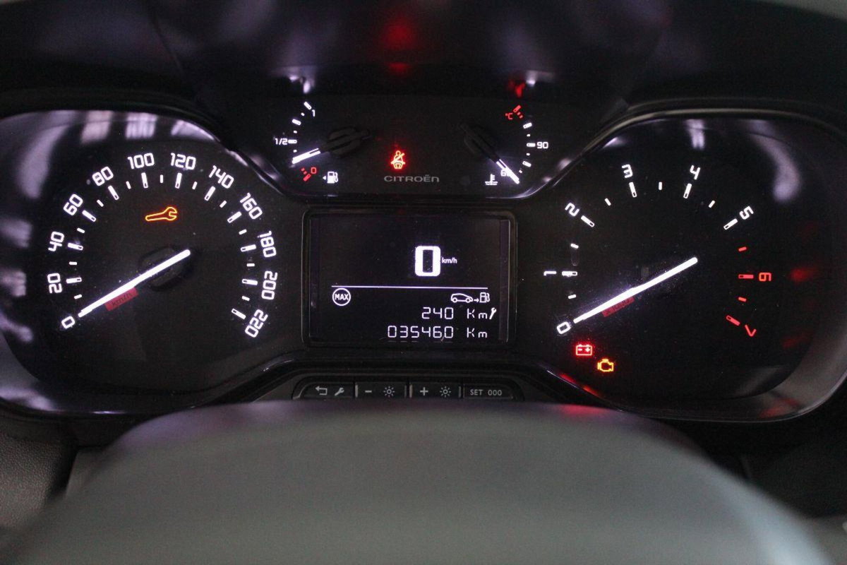 Citroen C3 Aircross BlueHDi 110 S&S Feel (9)