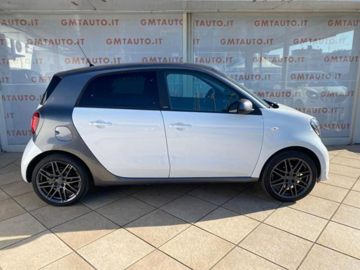smart forfour forfour 90 0.9 Turbo Brabus Style (3)