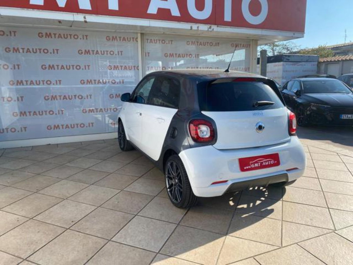 smart forfour forfour 90 0.9 Turbo Brabus Style (7)