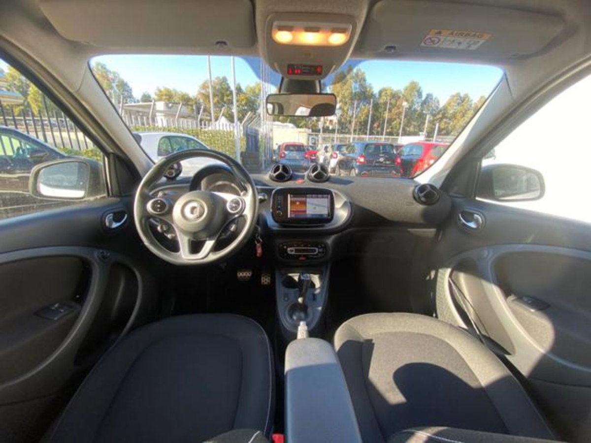 smart forfour forfour 90 0.9 Turbo Brabus Style (8)