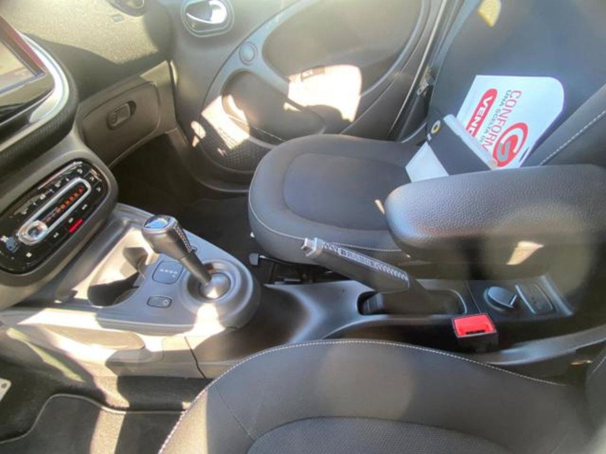 smart forfour forfour 90 0.9 Turbo Brabus Style (9)