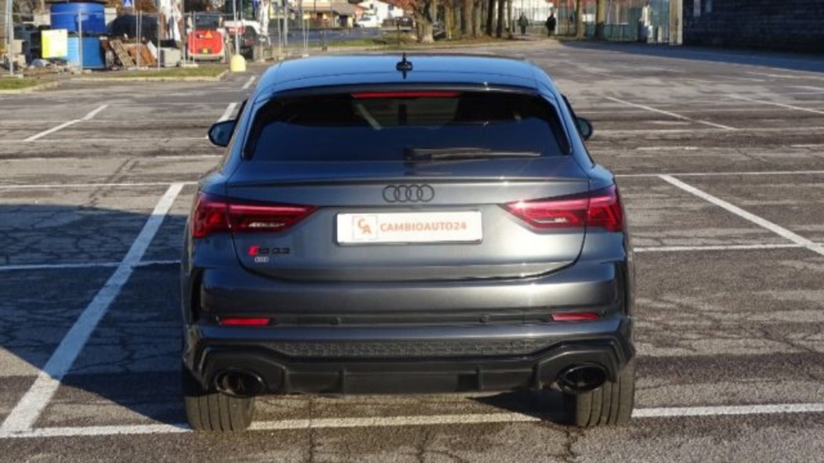 Audi RS Q3 Sportback 2.5 quattro s-tronic (6)