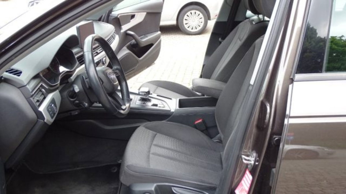 Audi A4 Avant 40 TDI S tronic Business (13)