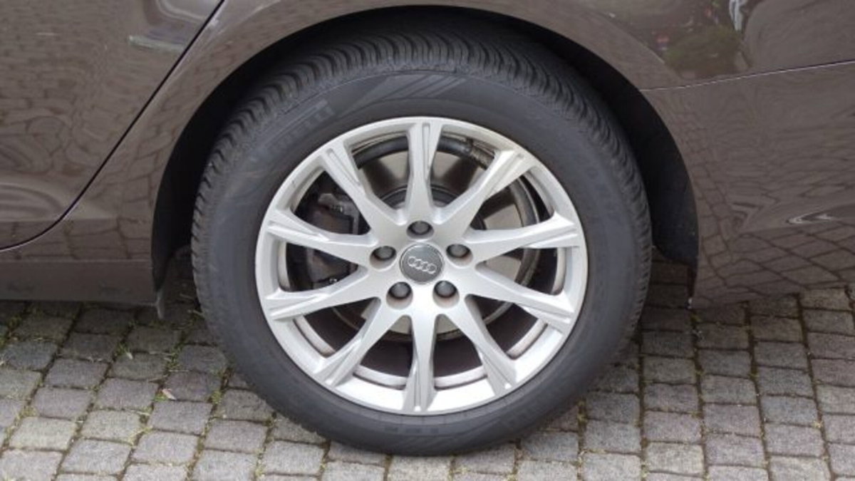 Audi A4 Avant 40 TDI S tronic Business (18)
