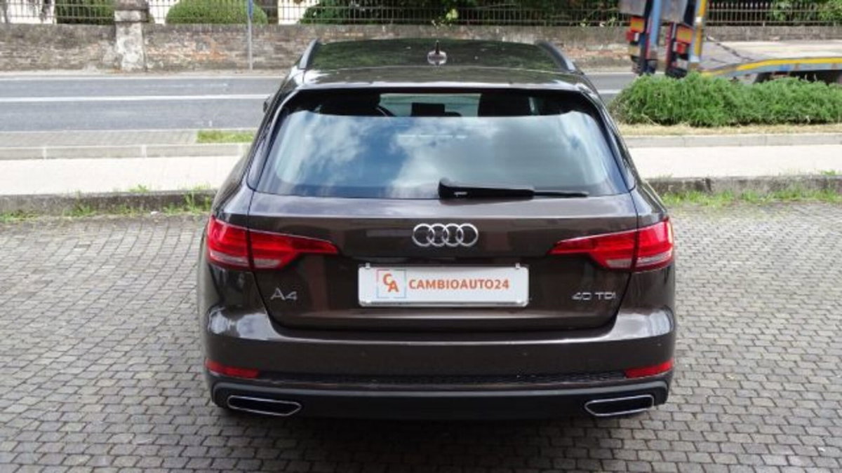 Audi A4 Avant 40 TDI S tronic Business (6)