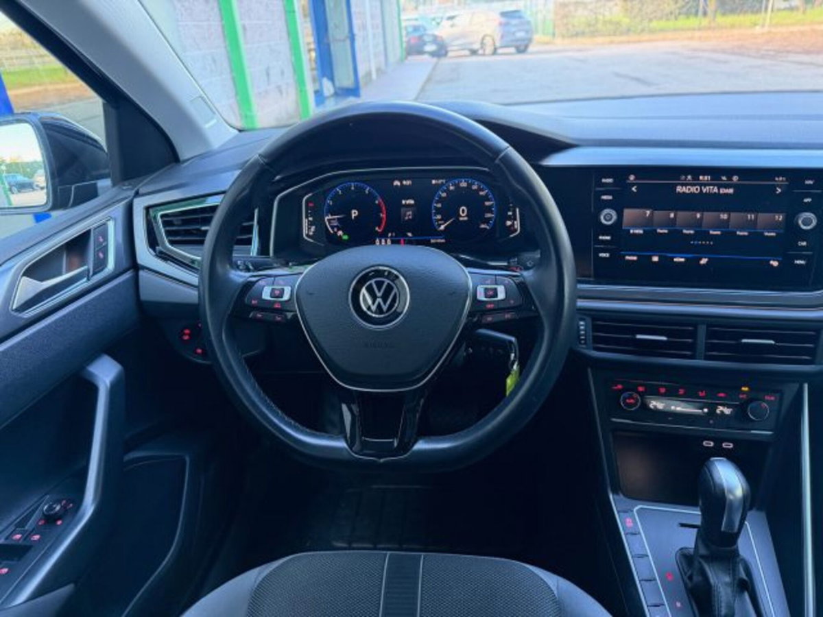 Volkswagen Polo 1.0 TSI 110 CV DSG R-Line (11)