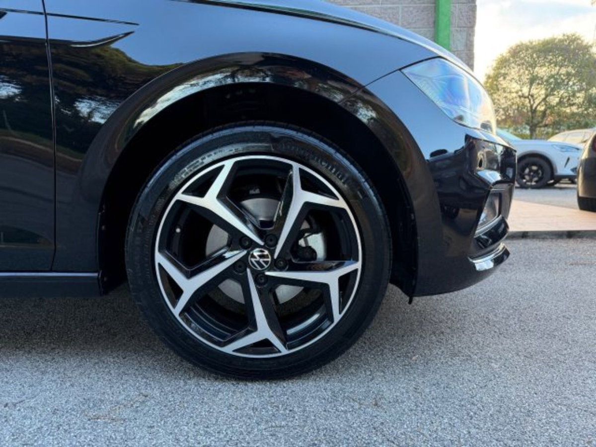 Volkswagen Polo 1.0 TSI 110 CV DSG R-Line (3)