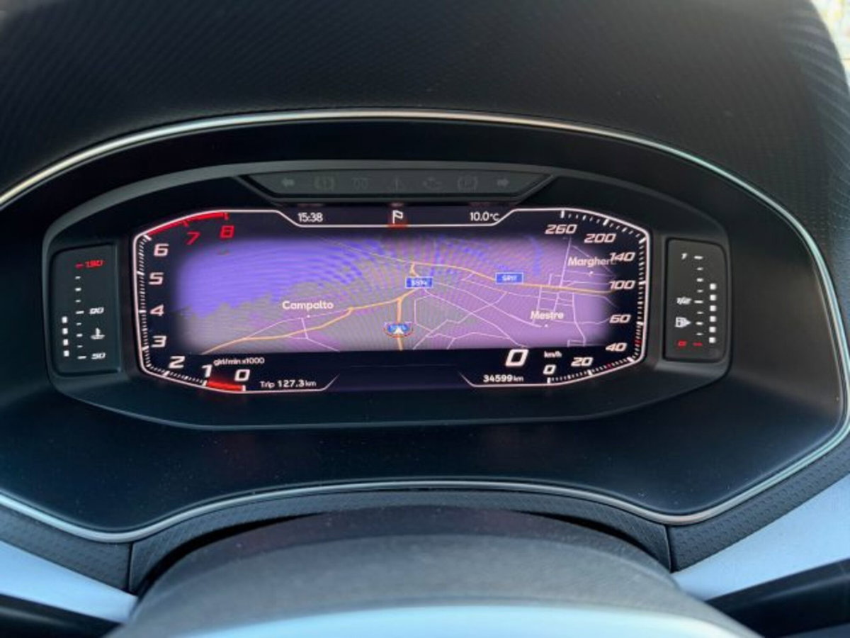 Volkswagen Polo 1.0 TSI 110 CV DSG R-Line (8)