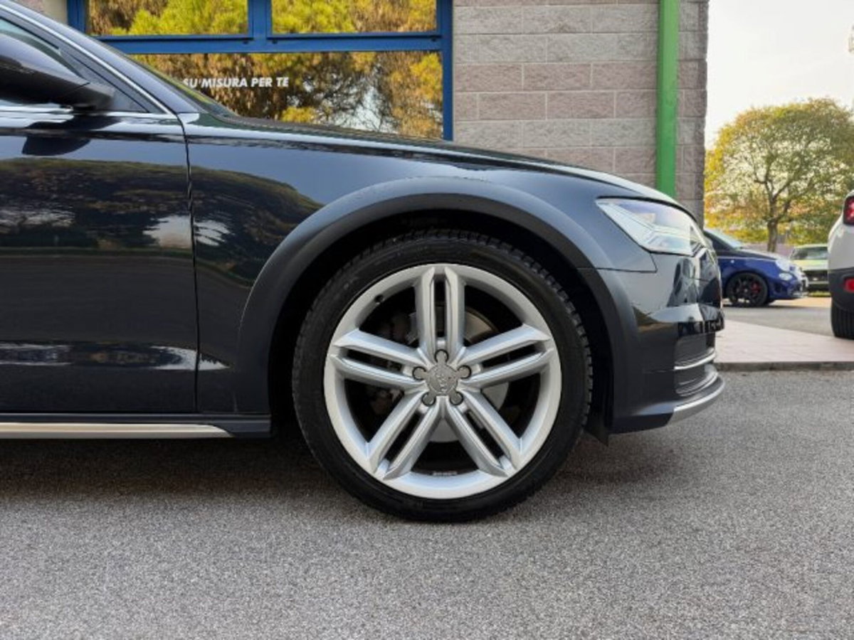 Audi A6 Allroad 3.0 TDI 218 CV S tronic Business (4)