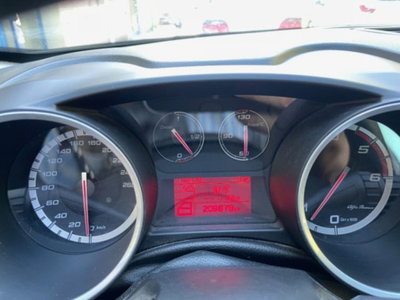 Alfa Romeo Giulietta 2.0 JTDm Veloce 140cv (20)