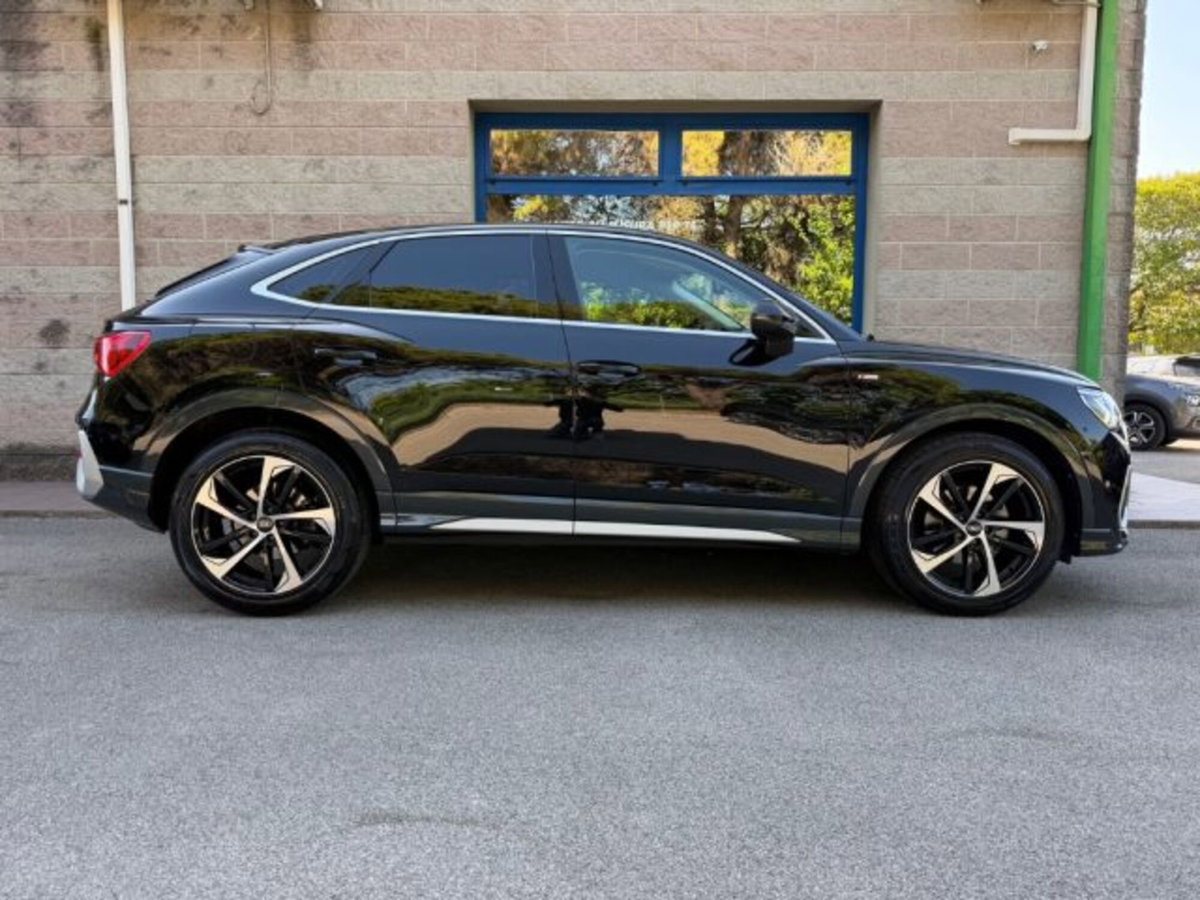 Audi Q3 Sportback 35 TDI quattro S tronic S line edition (2)