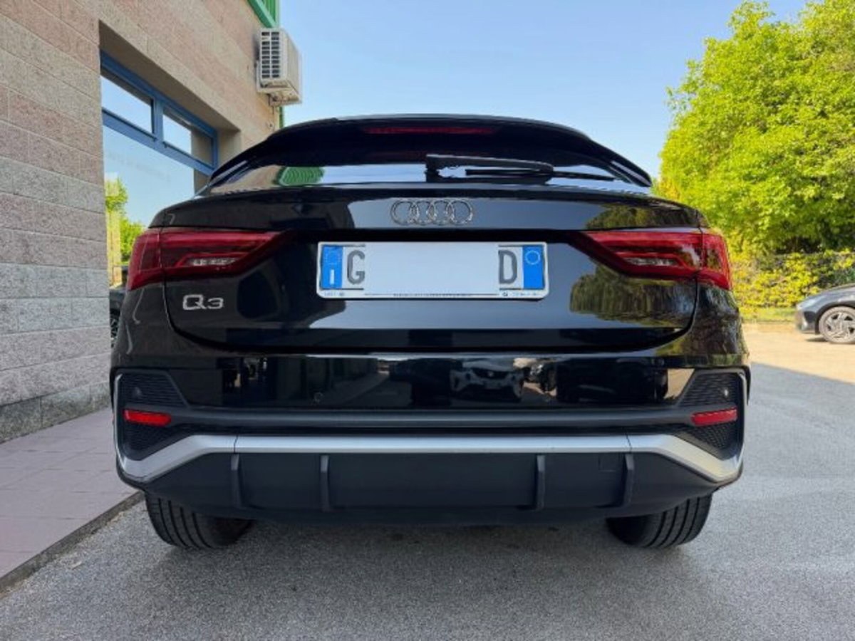 Audi Q3 Sportback 35 TDI quattro S tronic S line edition (6)