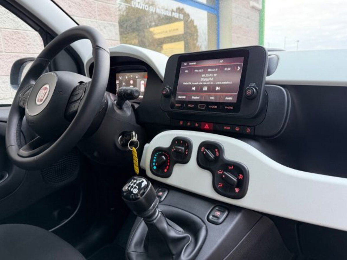 Fiat Pandina 1.0 firefly hybrid s&s 70cv (13)