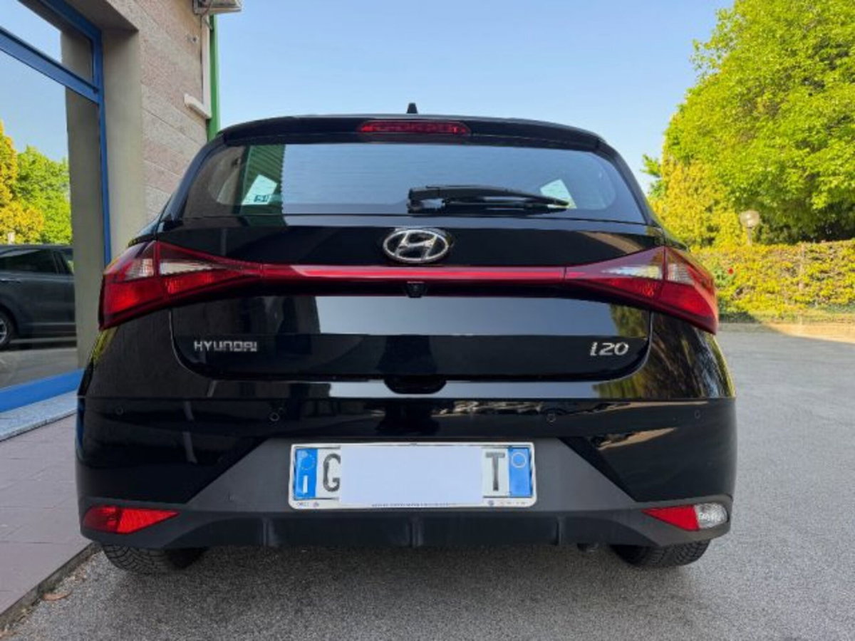 Hyundai i20 1.2 MPI MT TechLine (5)