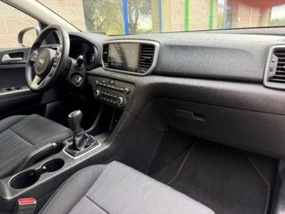 Kia Sportage 1.6 CRDI 136 CV 2WD Mild Hybrid Black Edition (13)