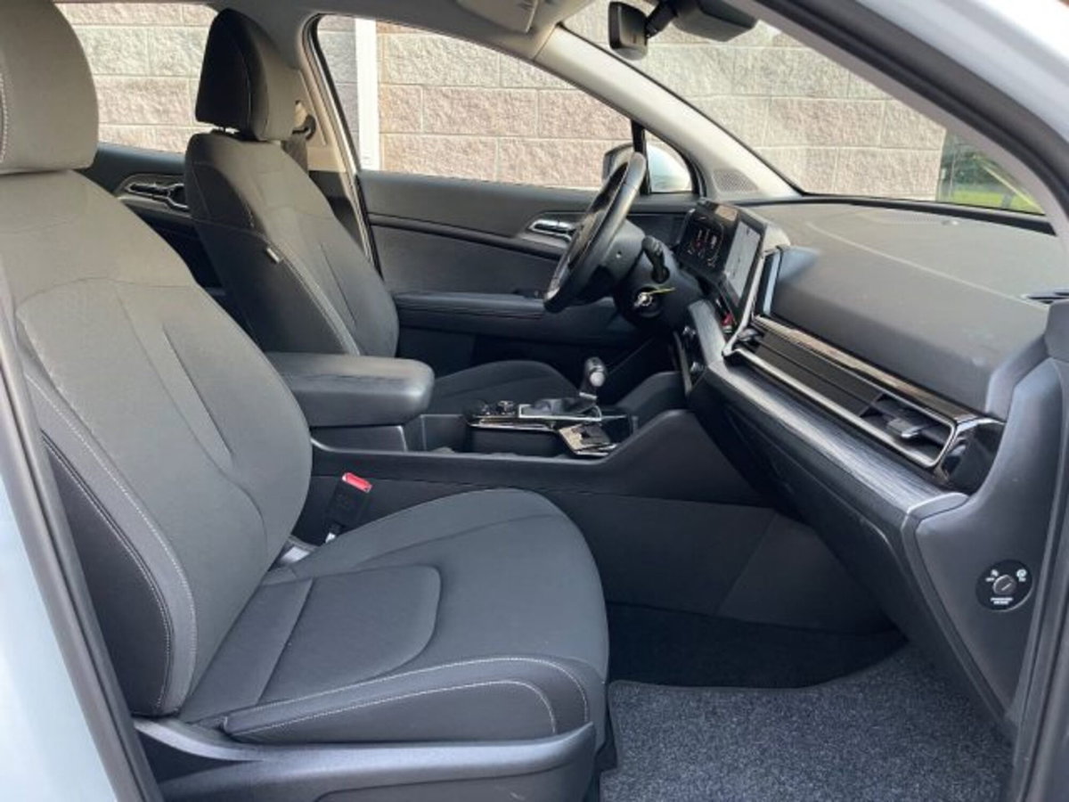 Kia Sportage 1.6 TGDi MHEV DCT Business (15)