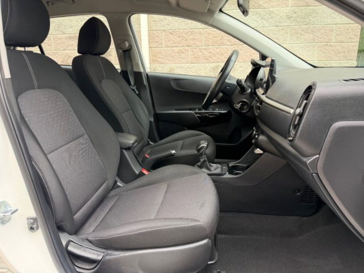 Kia Picanto 1.0 12V 5 porte AMT Style (17)