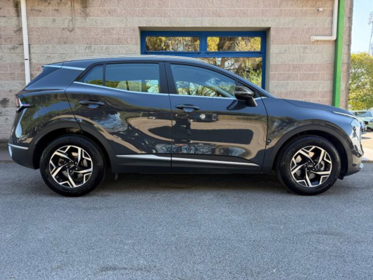 Kia Sportage 1.6 crdi mhev GT-line Plus dct (2)