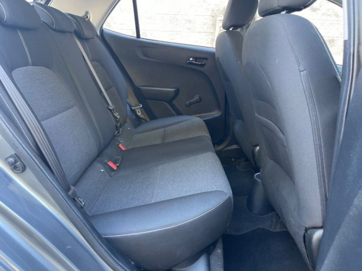 Kia Picanto 1.0 12V 5 porte AMT Style (16)