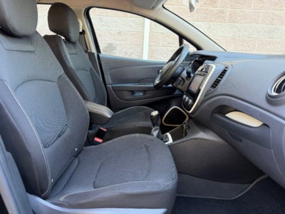 Renault Captur TCe 12V 90 CV Start&Stop Energy Bose (14)