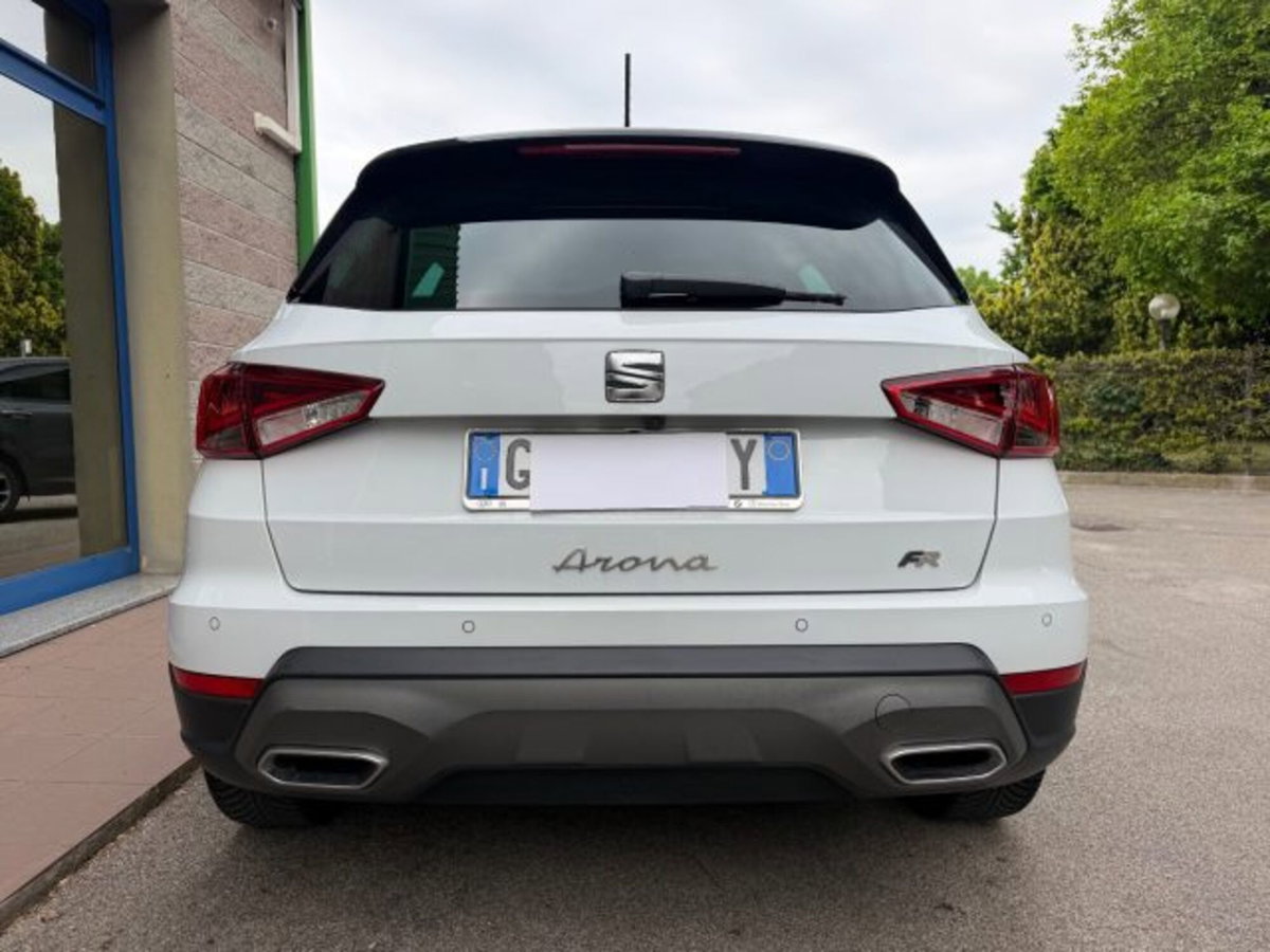 SEAT Arona 1.0 ecotsi FR 95cv (3)