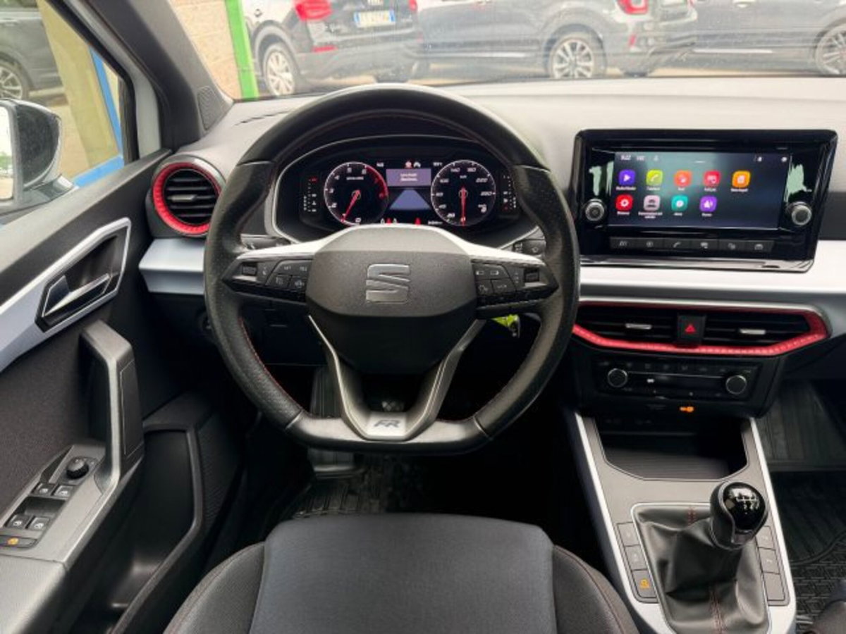 SEAT Arona 1.0 ecotsi FR 95cv (7)