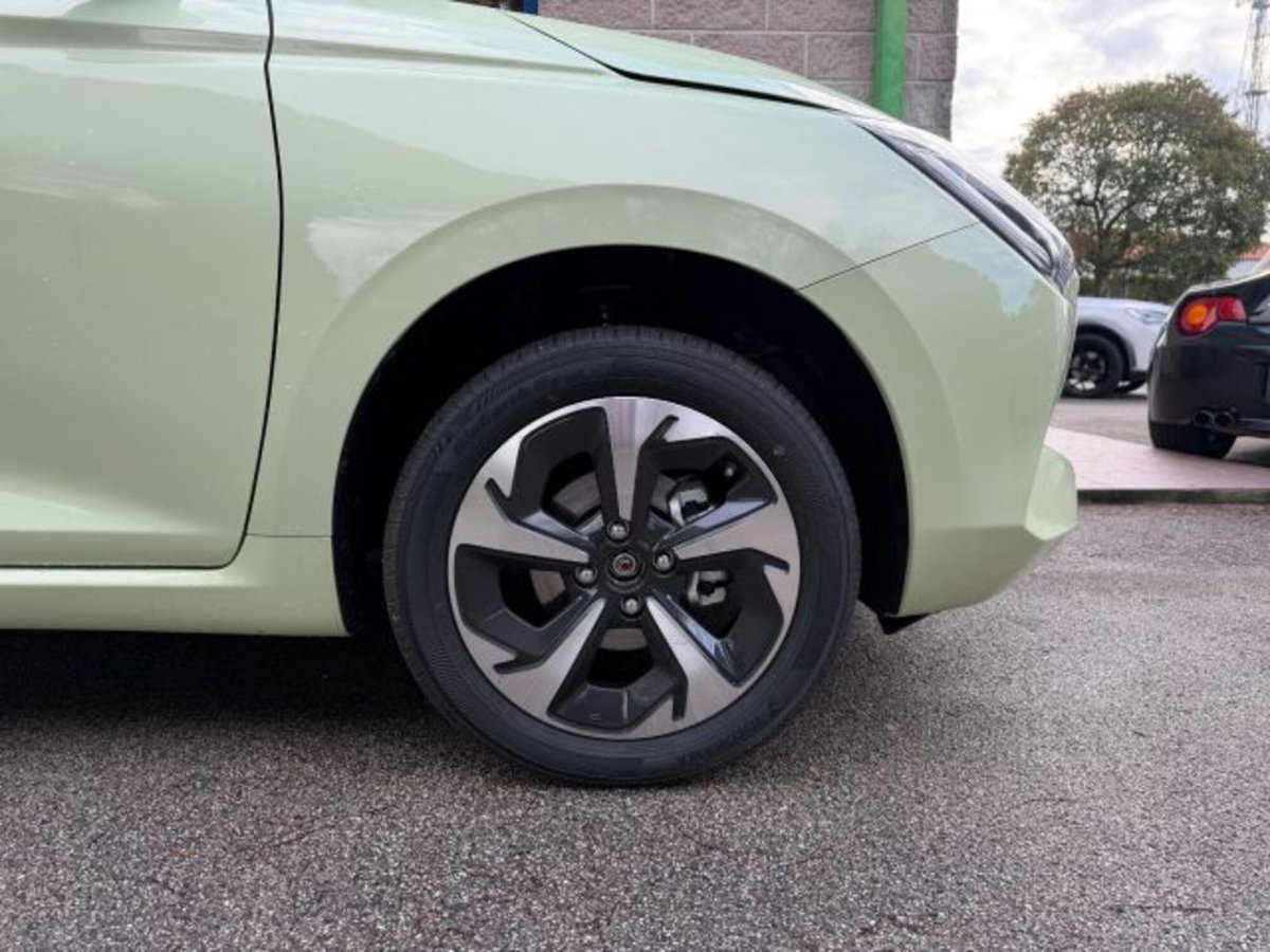 Suzuki Swift 1.2h Top 4wd allgrip (3)
